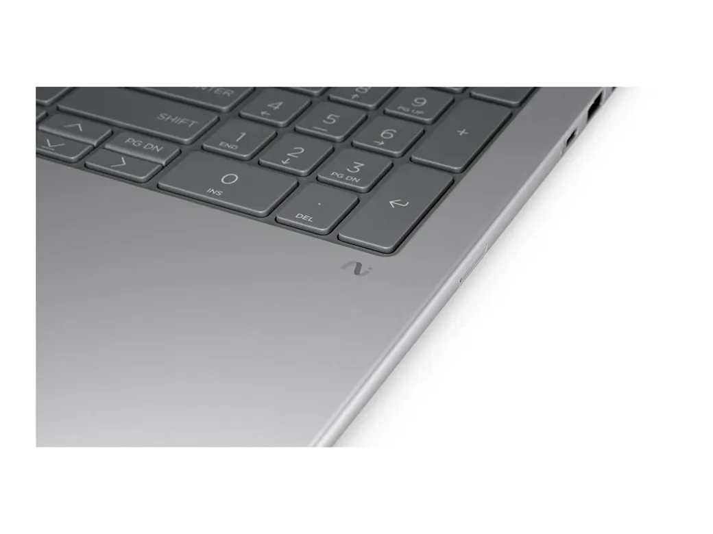 HP ZB 8 G1i U7 255H 16p 16Go 1To - C79N3ET